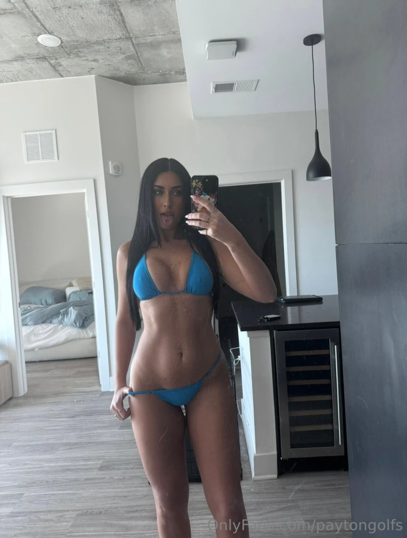 It s lookin like a beautiful day to smack some balls 