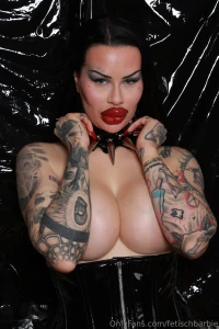 Good afternoon to my slaves fans and fetishists i hope you are all