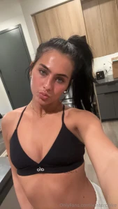 Lip gloss poppin amp hearts droppin