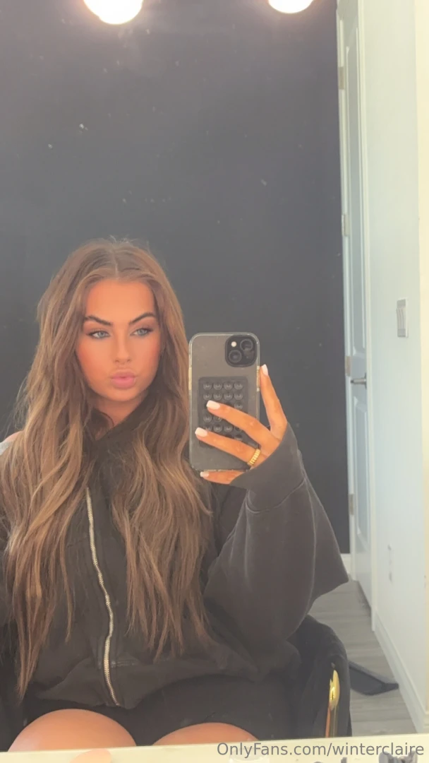 Is it the mirror or am i just glowing 