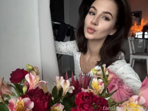 Want to smell my flowers 18 petite cute girlnextdoor teen virgin