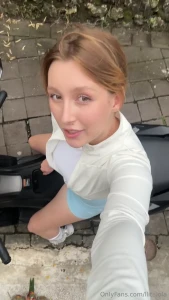 Back to my life on the island and the live video i hope you re