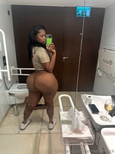 U wouldn t guess what i recorded lol im one nasty bitch