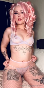 I know you want to touch