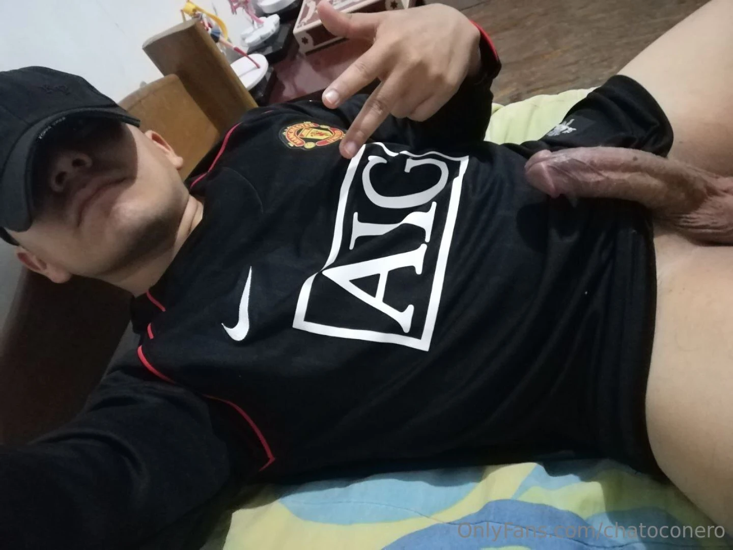 Ltimamente me ha gustado comprarme camisetas para jugar uno que otro part 1 