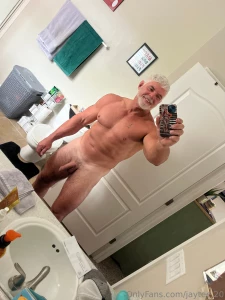 10 hour work day and 1 hour in the gym and somehow you guys still make