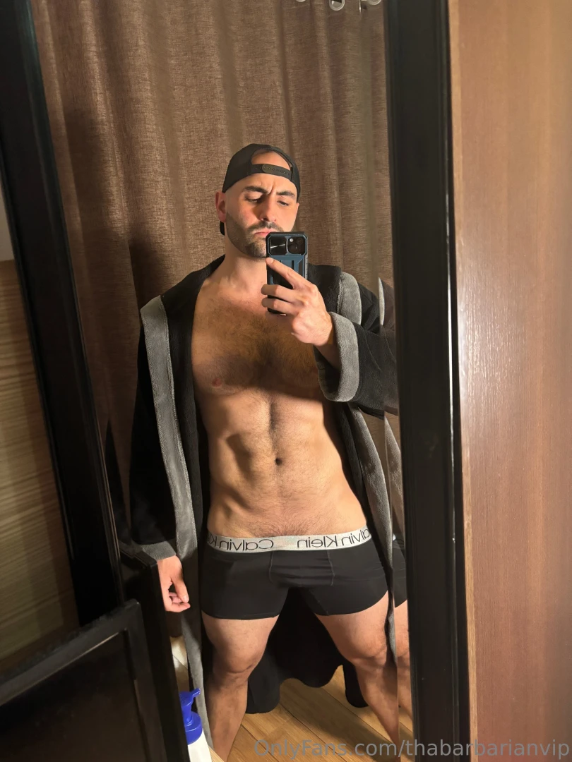 Dm me if you want some custom content this weekend as i have some time part 3 