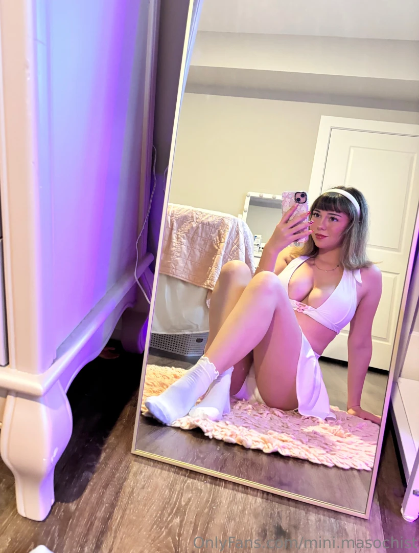 Come taste how sweet i am 