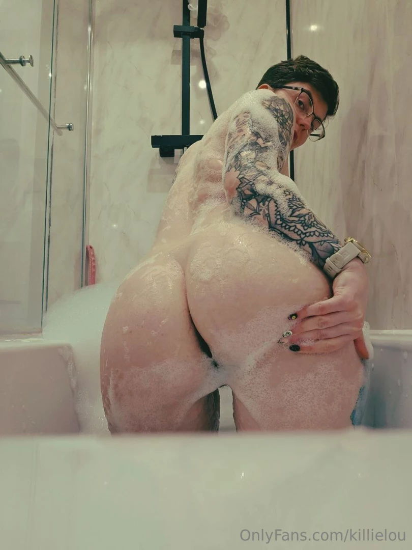 Click killielouextra and see what happens to you cock part 9 