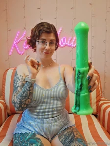 I ve woken up in a horny mean mood ready to humiliate some tiny cocks