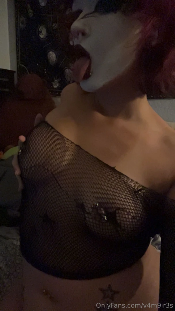 I want to be tied up so badlyyyy 