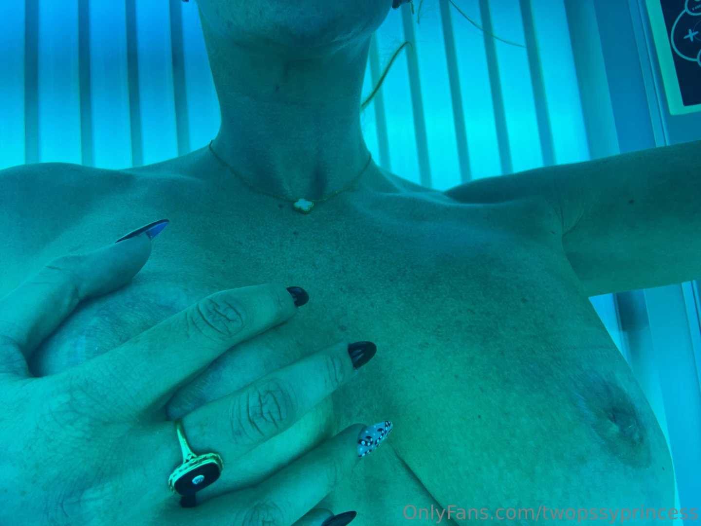 Sunbed selfies part 5 