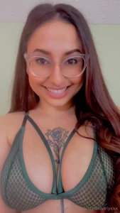 Goodnight baby i m crawling into bed in this green fit no panties just