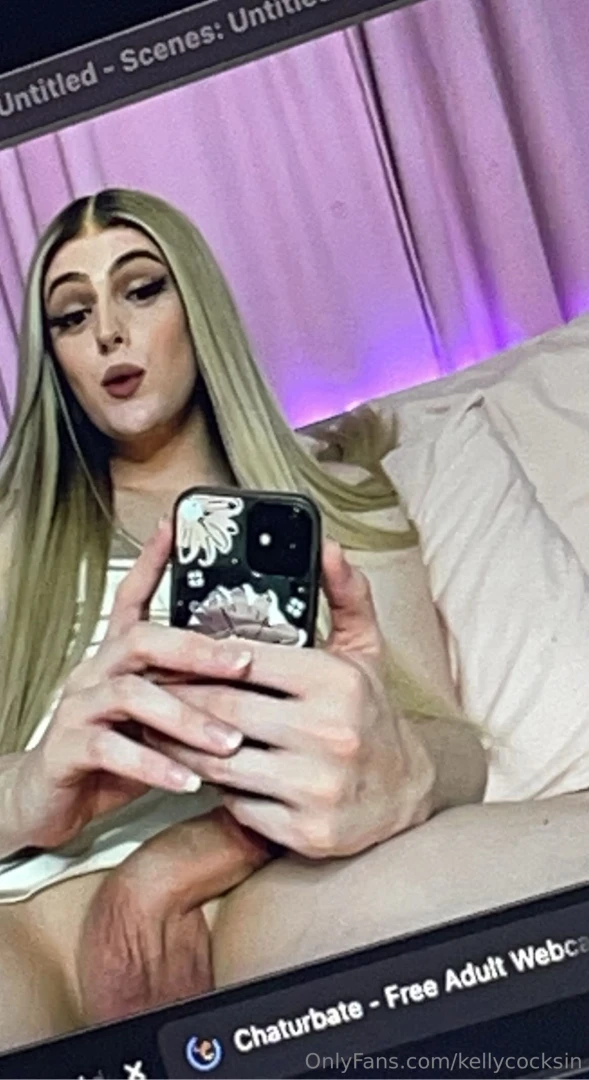 Black hair kelly or blonde hair kelly i love black hair fr i used to part 3 