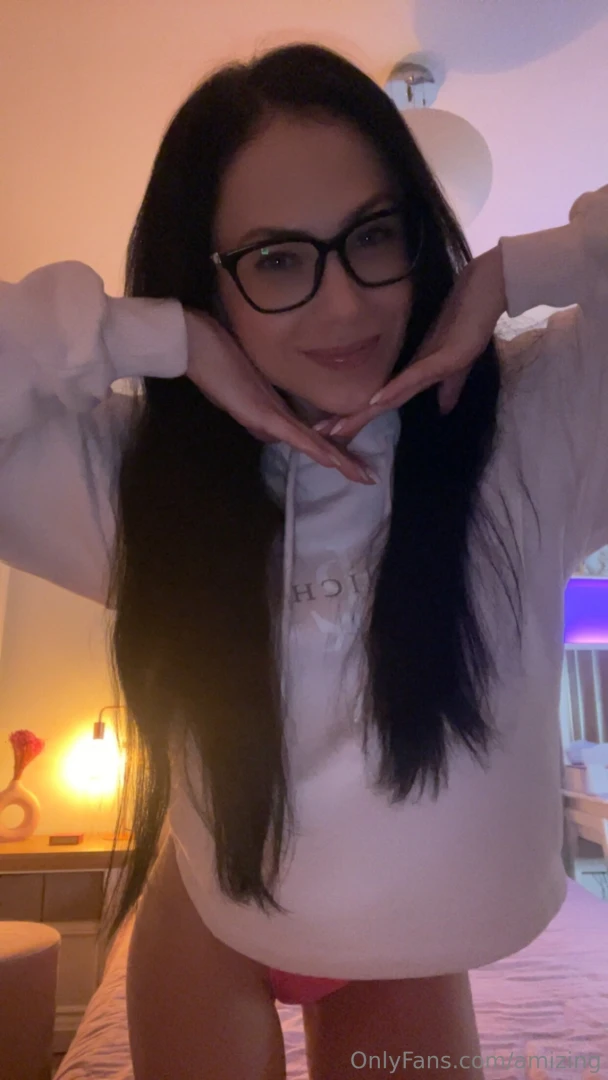 I know i know the cutest online now 