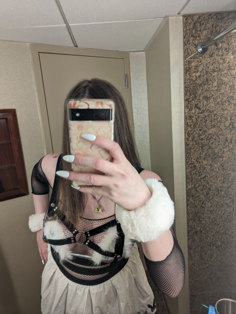 We re rolling out to the rave moo moo fit 3 what do you think panties 