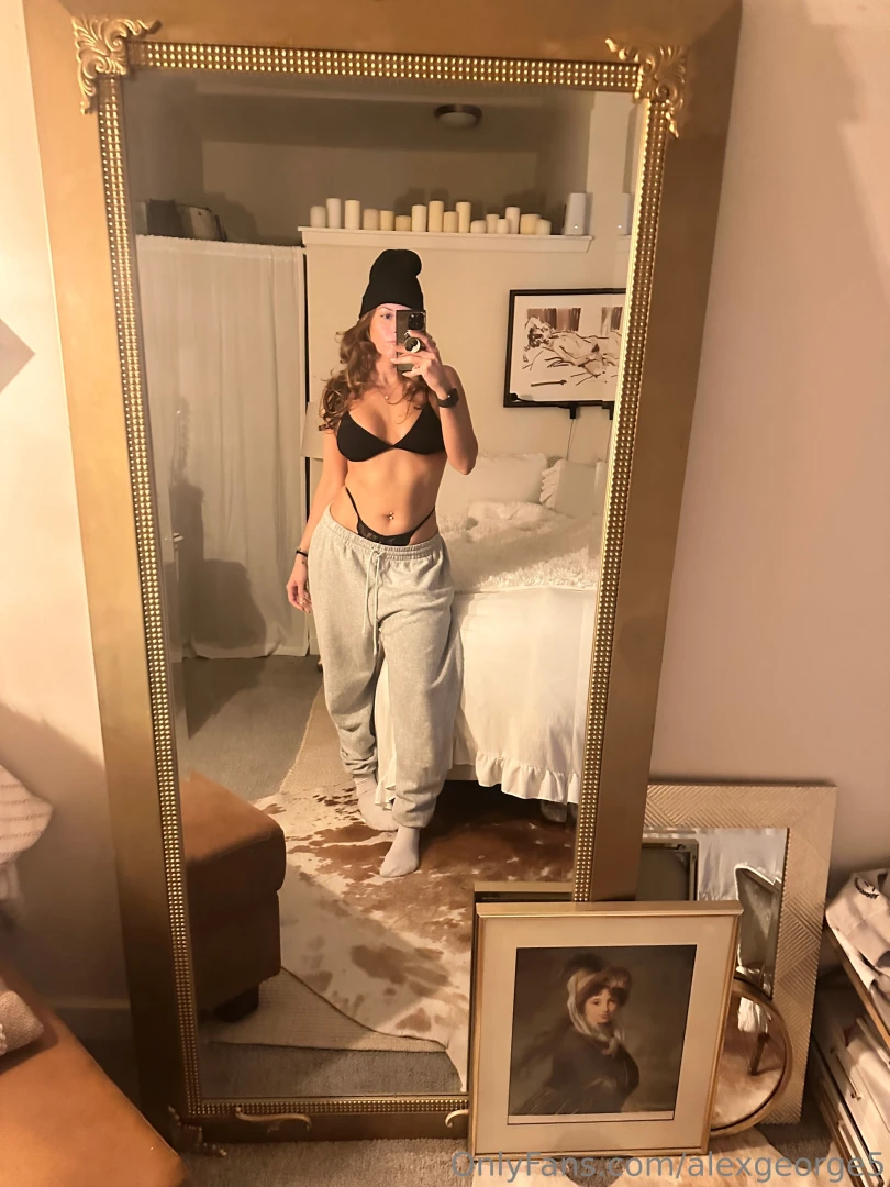 Sweatpants weather you know where to find the back 