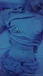 Snoopy snacks don t go to waist