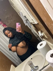 Just thought yall would wanna see my new hair part 1