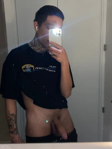 I want to see your lips on my cock and see how you lick my precum fyp