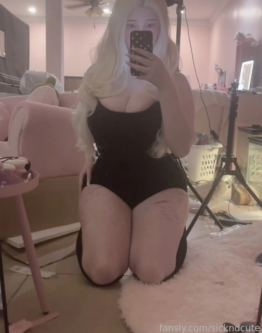 Would u let me step on u fyp foryou foryoupage nsfw irlhentai egirl part 1 