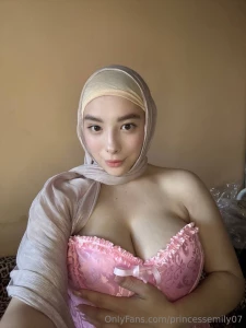 Feeling pretty in pink modest doesn t mean boring - sometimes the part 1