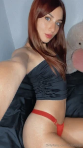 Cosa mi faresti se mi trovassi cos sotto il tuo albero di natale