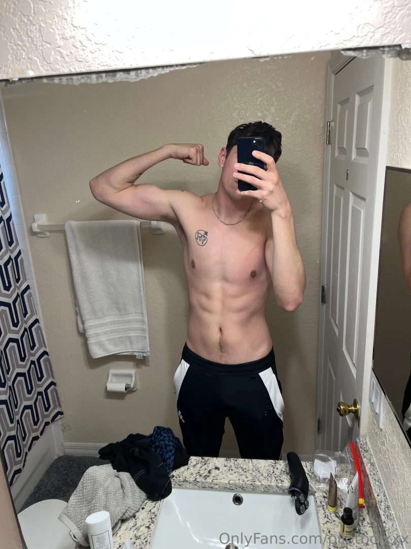 Took a mini vacation to florida between written exams for my flight part 4 