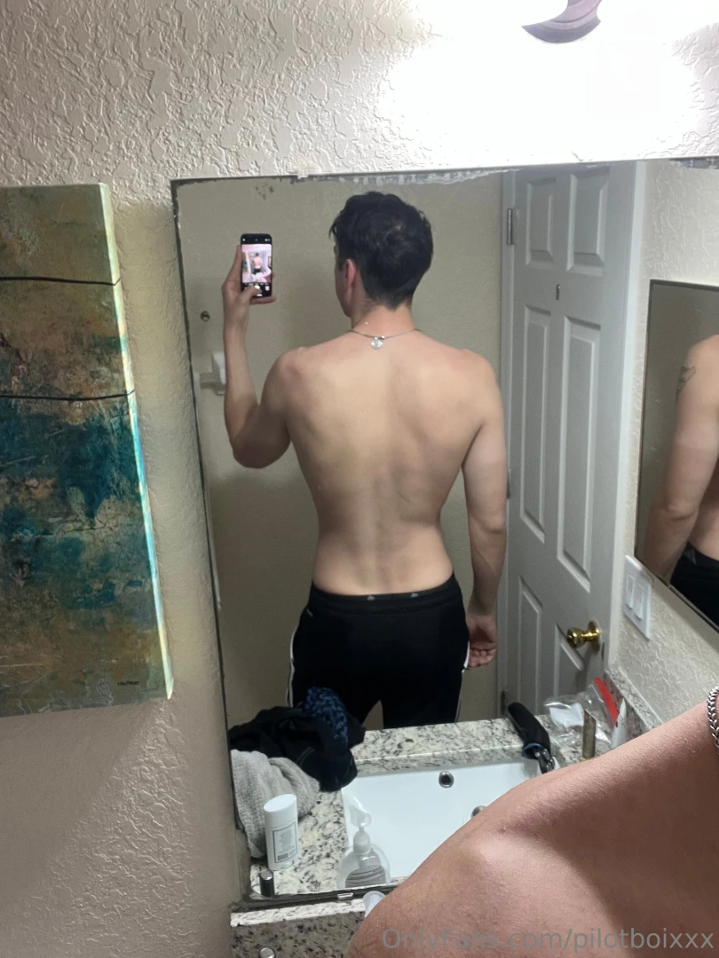 Took a mini vacation to florida between written exams for my flight 