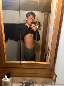 Just some mirror pics across the last 6 months part 1