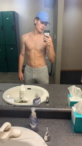 Just some mirror pics across the last 6 months part 3