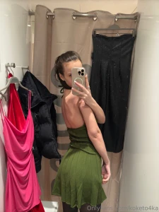 Who likes the color green part 1