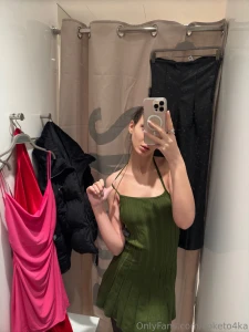 Who likes the color green