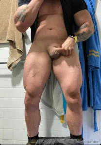 Early morning glory gotta keep him tamned