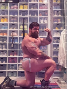 From twunk to lumberjack daddy part 1