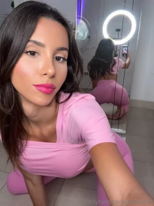 Oggi sono di ottimo umore e voglio viziarti scrivimi in chat potrei