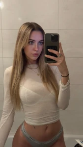 Wieso hat mir keiner gesagt dass das oberteil so durchsichtig ist