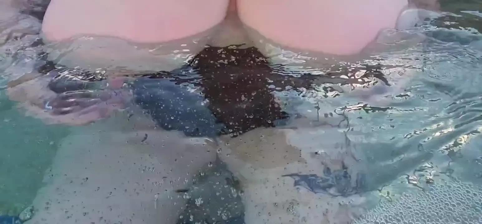 Take me to a hot tub and watch my titties bounce 