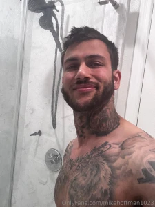 Some normal selfies of me i hope you guys have an amazing friday part 2