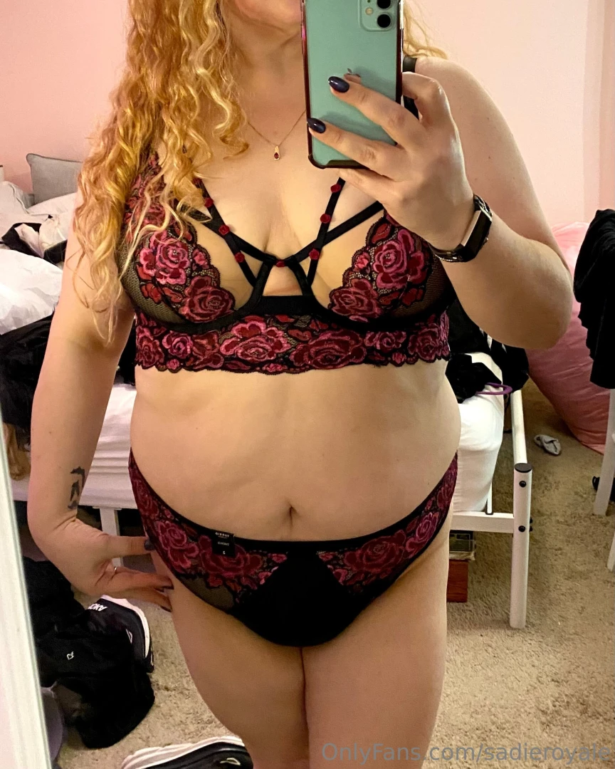 Got this new set to be bedazzled i love it ignore the mess in the part 1 