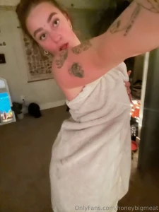 Keep staring i m not shy