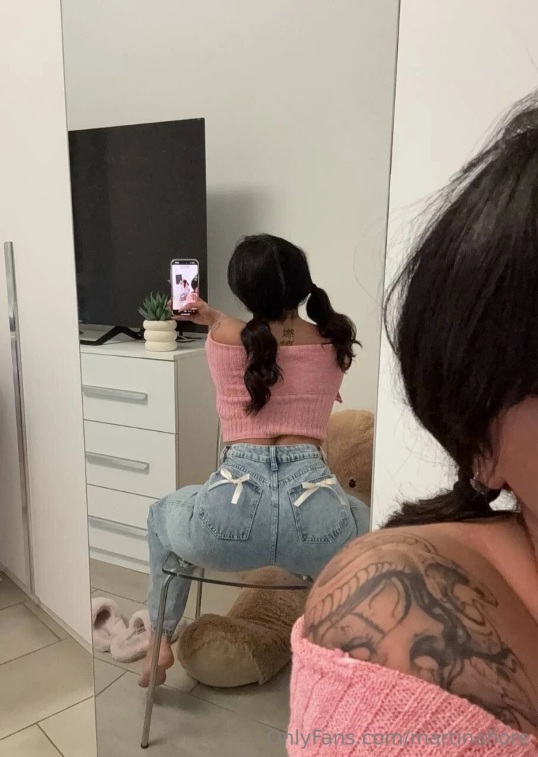 Vorrei averti qui e non per parlare 