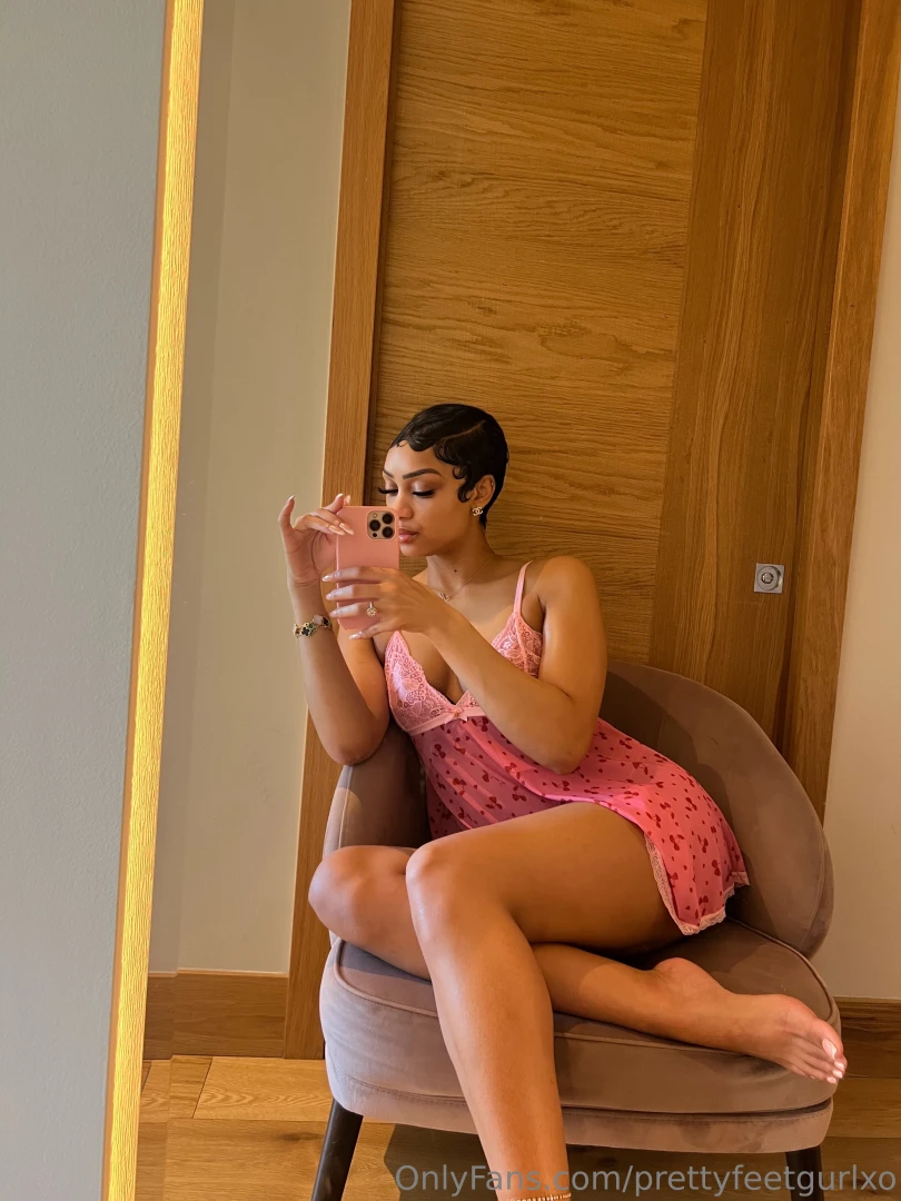 Feet calls today message me to book joi countdowns soles 