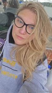 Out here freezing my ass off but that money don t make itself xo