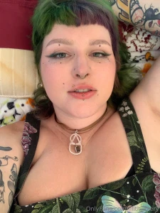 The face of a very very tipsy little fae out at faire