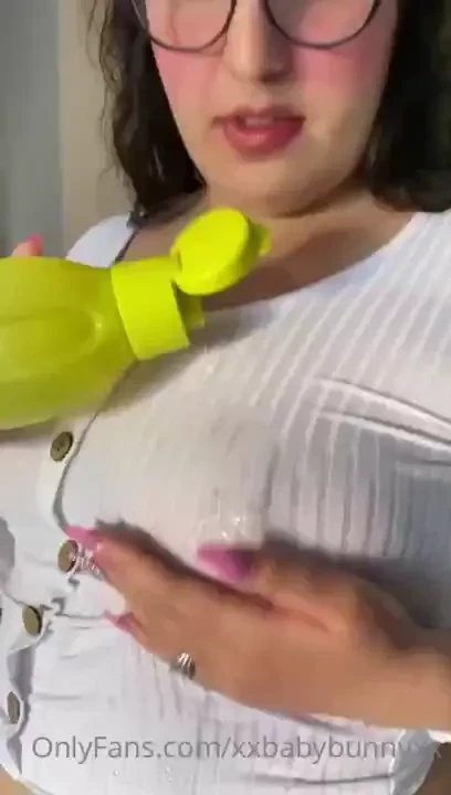 Wet shirts 