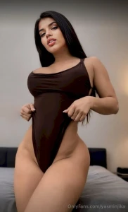 Amazing bbe aylin_limmaa her page and wants to play with a nice cock part 55