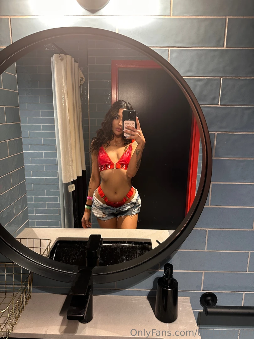 Red hot and loving it part 1 