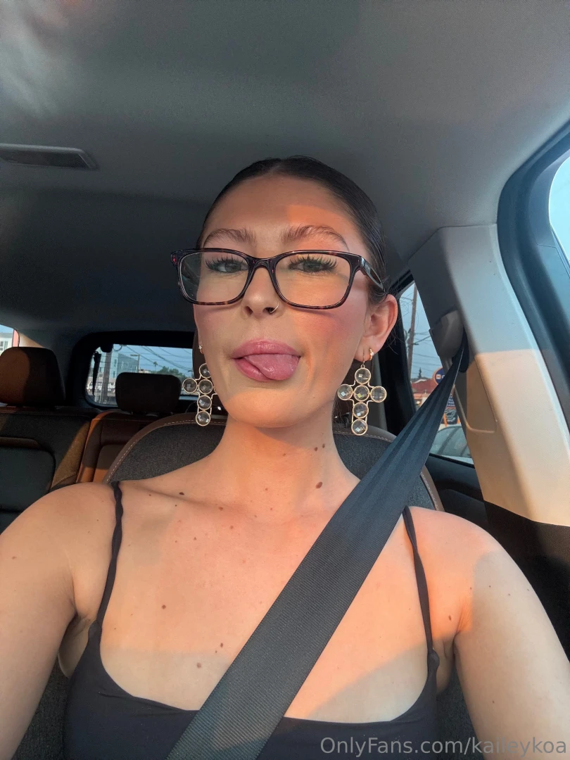 Car s ready i m ready just waiting on that green 