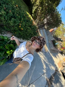 Surrounded by nature but i m still the main attraction